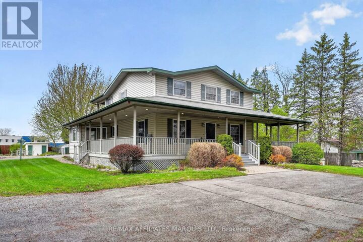 Property Photo:  315 Eleventh Street East  ON K6H 2Y6 