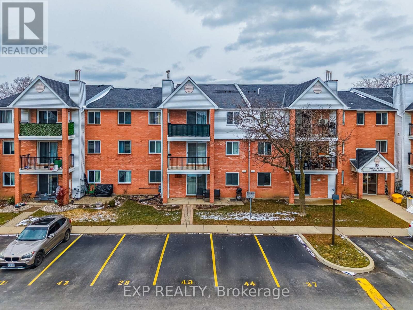 Property Photo:  1096 Jalna Boulevard 28  ON N6E 3B8 