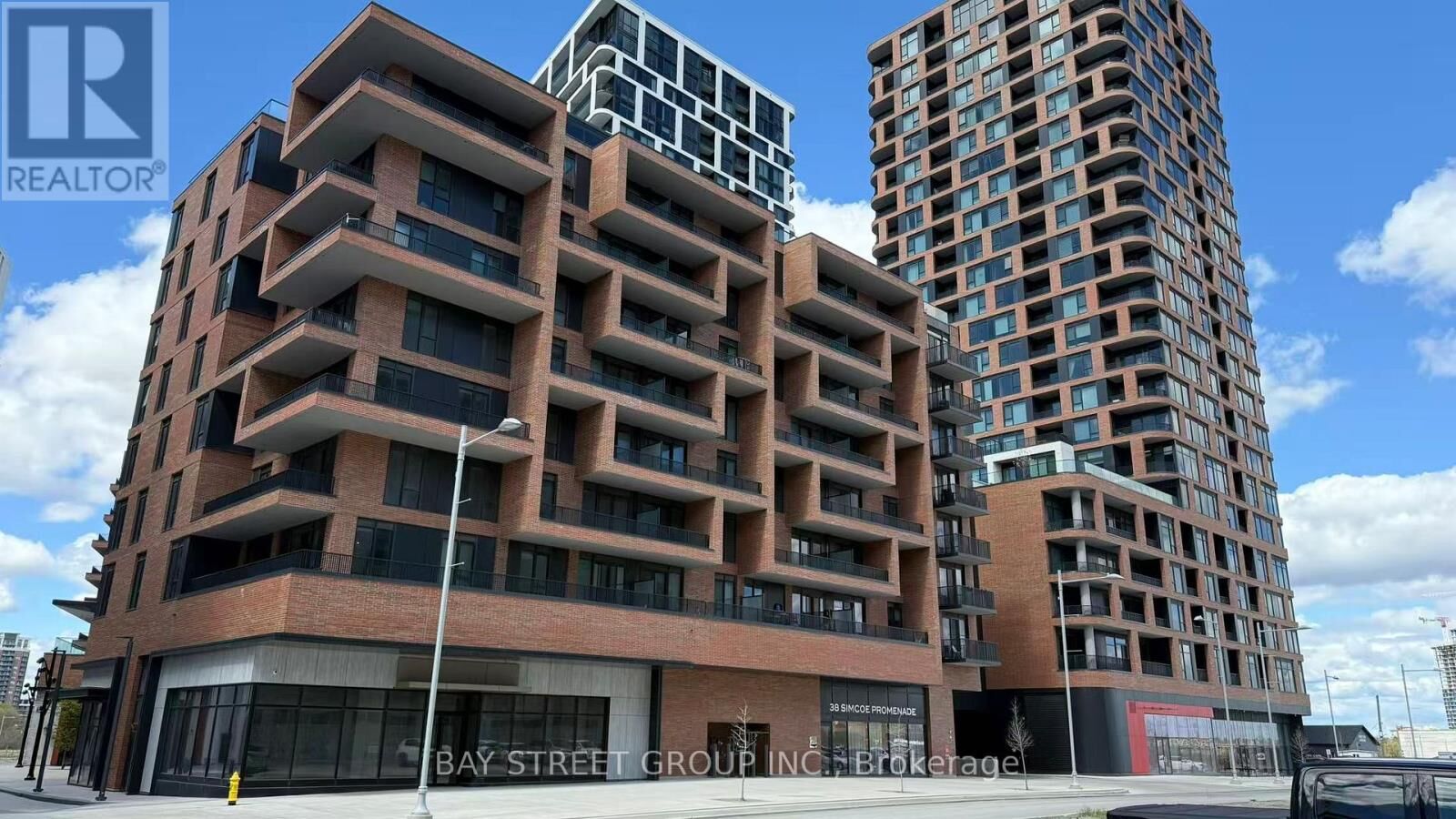Property Photo:  38 Simcoe Promenade C320  ON L6G 0H7 