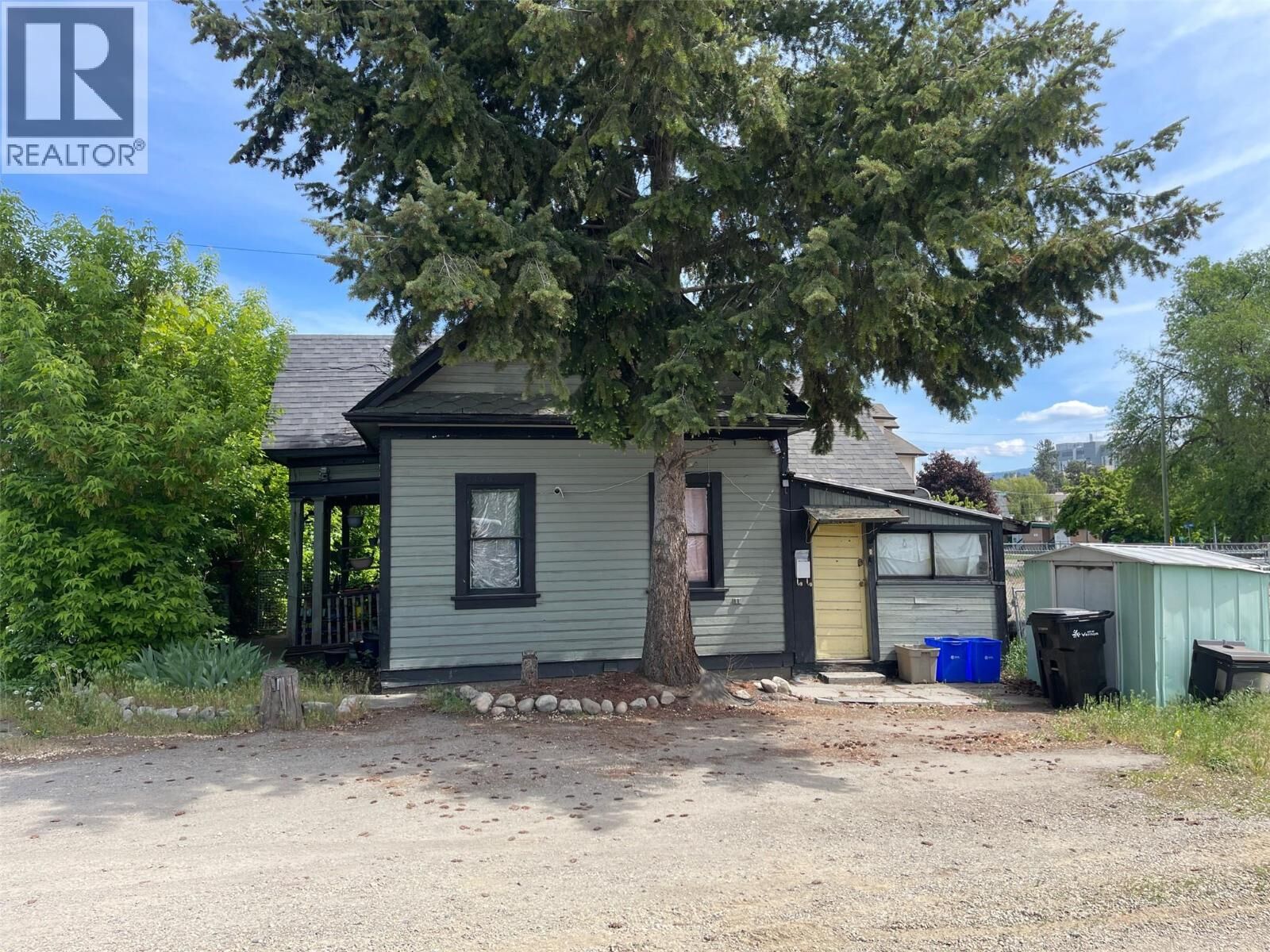 Property Photo:  3406 27 Avenue  BC V1T 1S3 