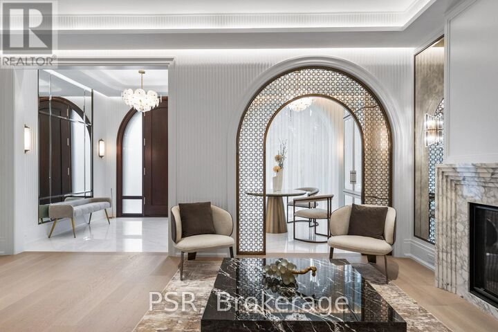 Property Photo:  117 Yonge Boulevard  ON M5M 3H2 