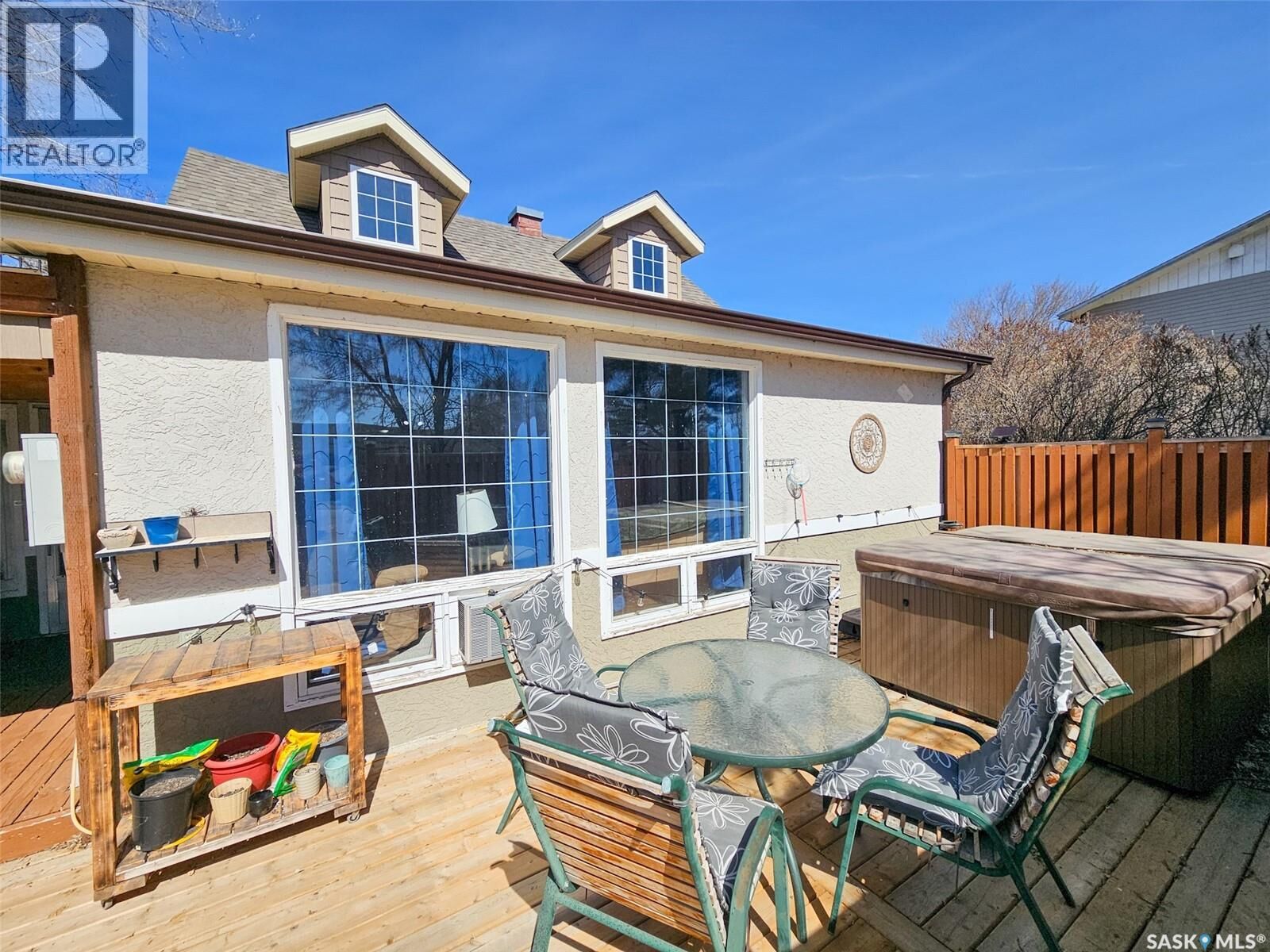 Property Photo:  208 Wall Ridge Trail  SK S0N 2Y0 