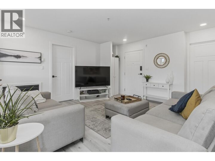 Property Photo:  1212 Main Street 406  BC V8B 0S1 