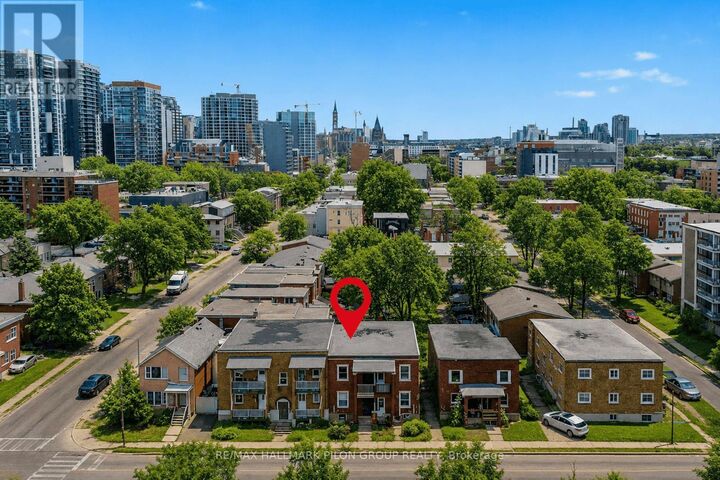 Property Photo:  132 Beausoleil Drive  ON K1N 7V6 