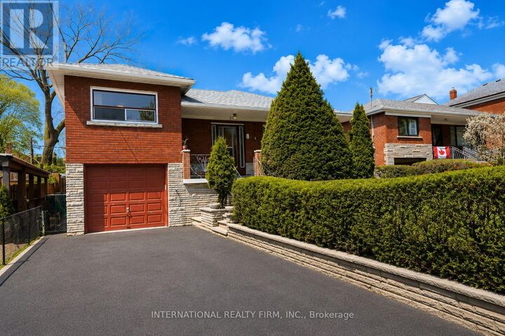 Property Photo:  24 Morgan Avenue  ON M8Y 2Z8 