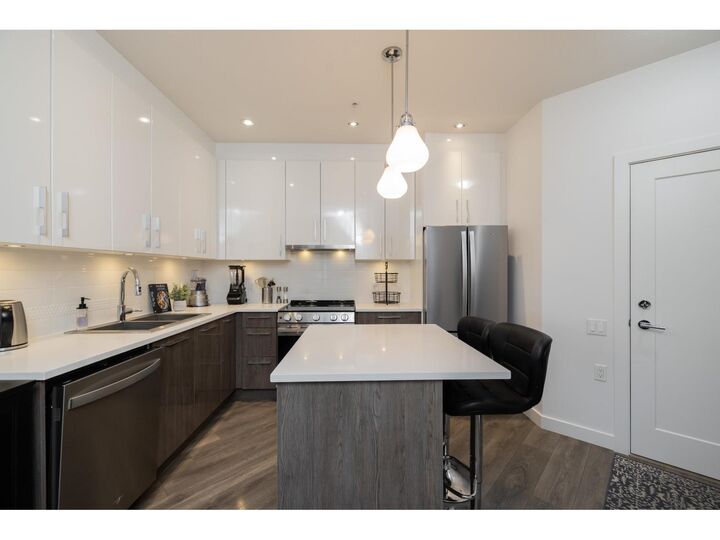 Property Photo:  20829 77A Avenue 418  BC V2Y 0Y5 