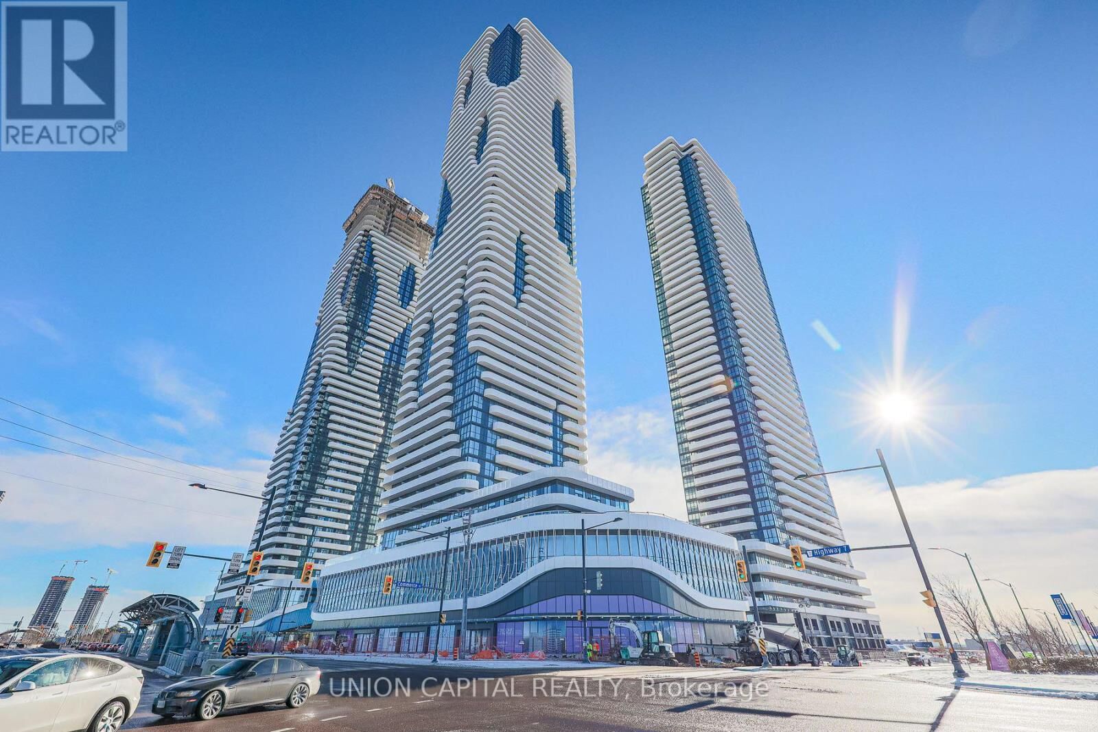 Property Photo:  225 Commerce Street 4209  ON L4K 0R1 
