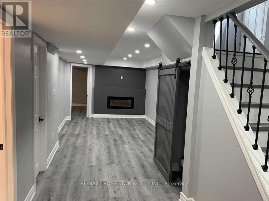 Property Photo:  155 Chelsea Crescent 2  ON L3Z 0J8 