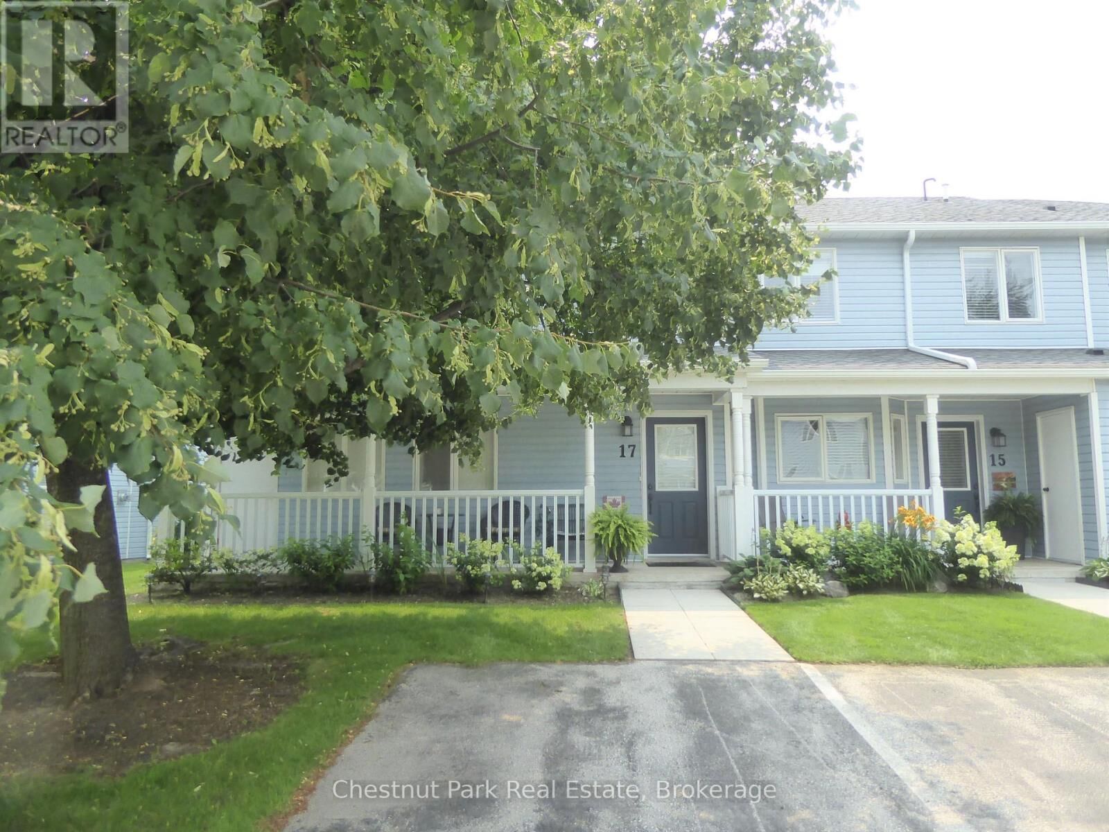 Property Photo:  17 Valleymede Court  ON L9Y 3Y9 