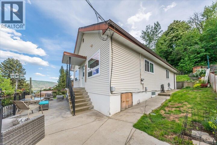 Property Photo:  1374 Mountain Street  BC V1R 3G5 