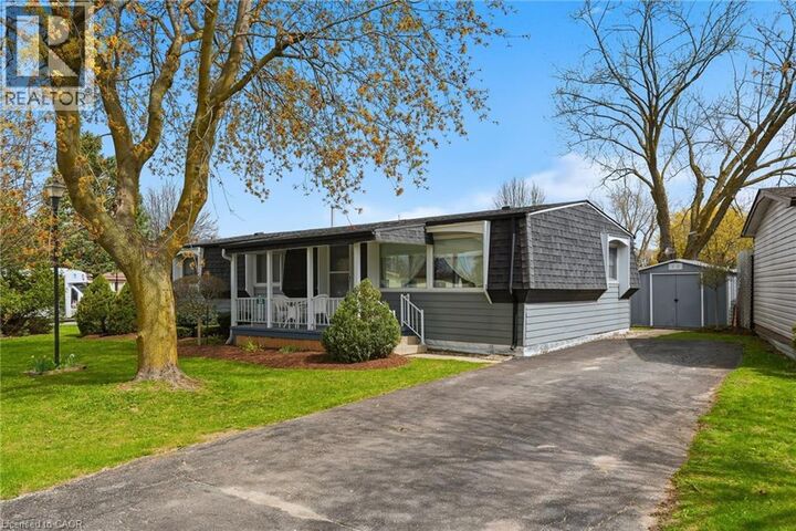 Property Photo:  33 Fairview Crescent  ON N4W 3G8 