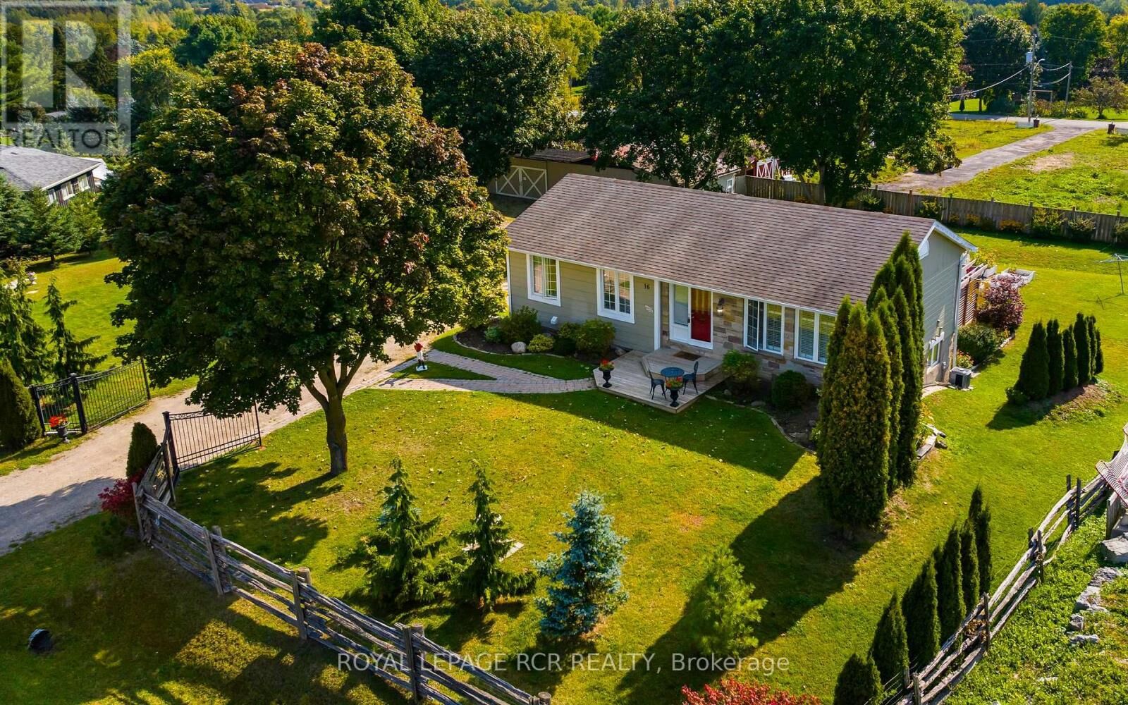 Property Photo:  16 Barbour Drive  ON N0B 1Z0 
