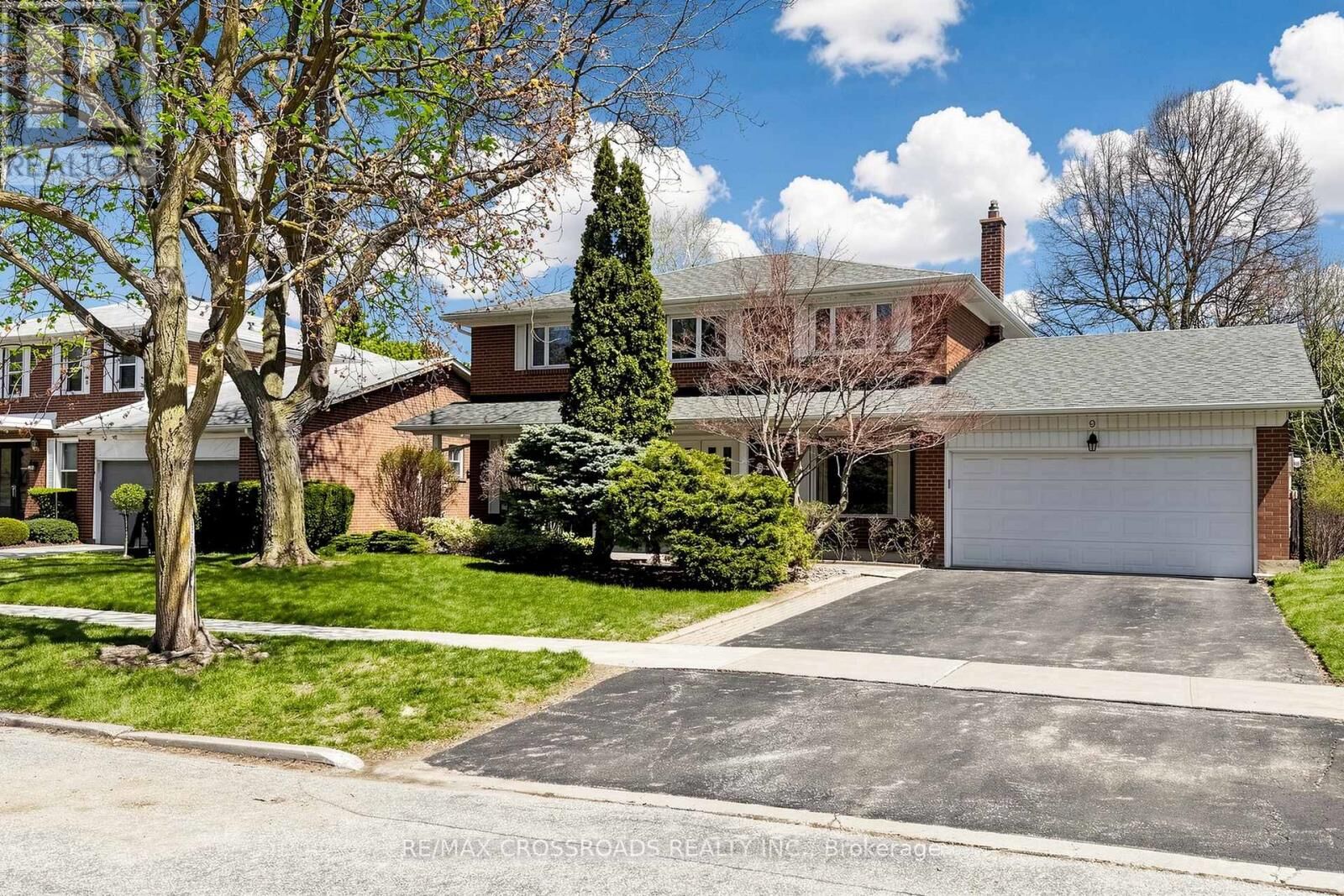 Property Photo:  9 Tullamore Drive  ON M2L 2E9 