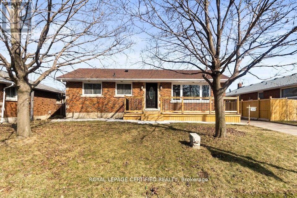 Property Photo:  38 Collier Road  ON L2V 2X3 