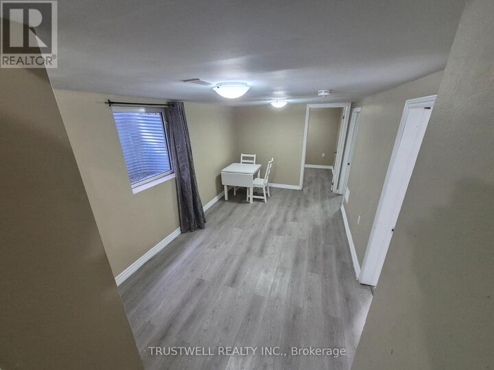 Property Photo:  3 Plumbrook Crescent Lower  ON M1S 3Z9 