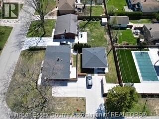 Property Photo:  3401 Roxborough  ON N9E 2Z9 