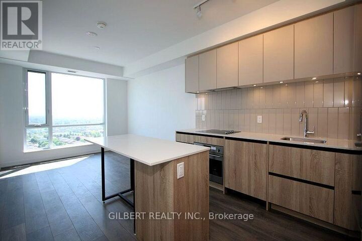 Property Photo:  7950 Bathurst Street 1806  ON L4J 0L4 