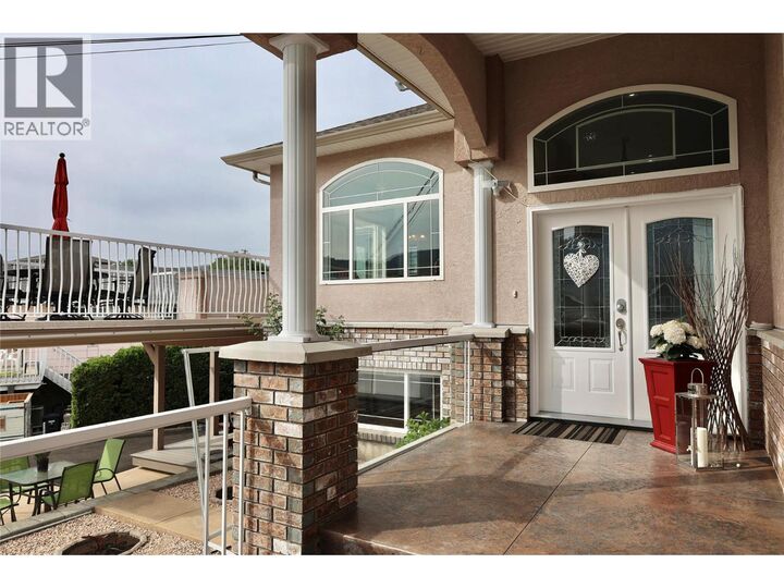 Property Photo:  18 Magnolia Place  BC V0H 1V1 