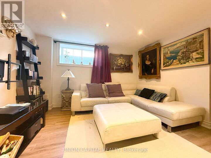Property Photo:  39 Shamokin Drive Lower  ON M3A 3H9 