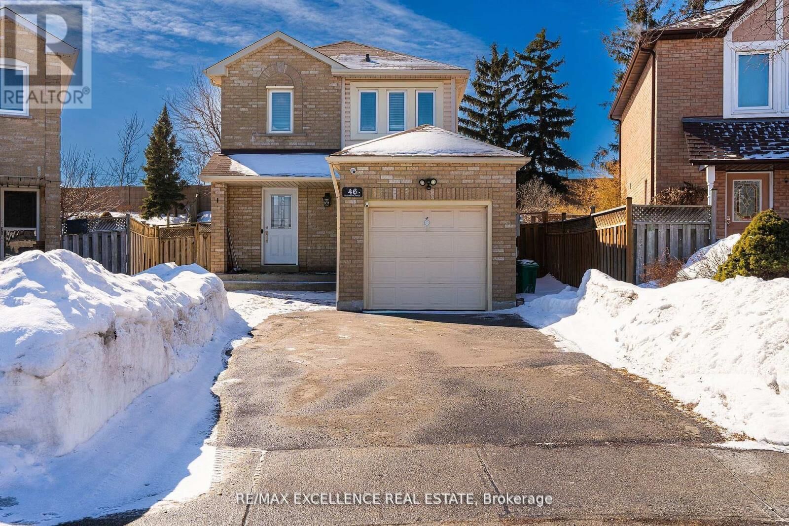 Property Photo:  46 Nectarine Crescent  ON L6S 5Z1 