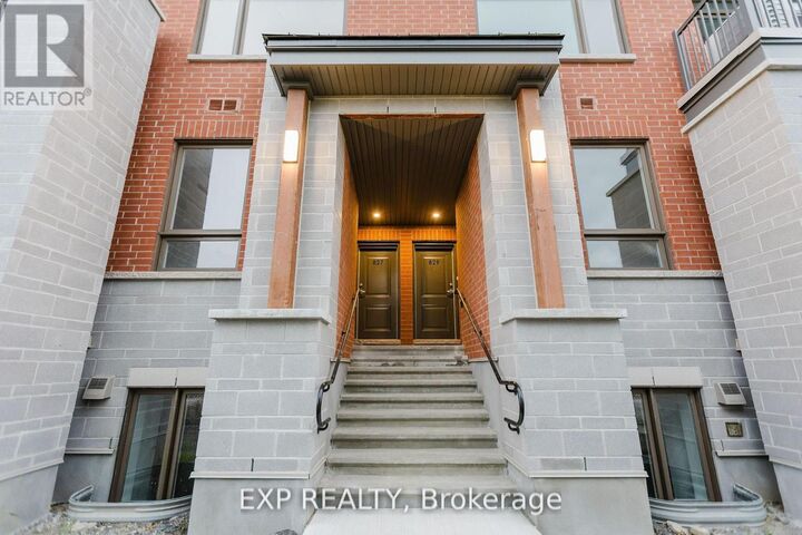 Property Photo:  603 Silhouette Private  ON K2J 4S3 