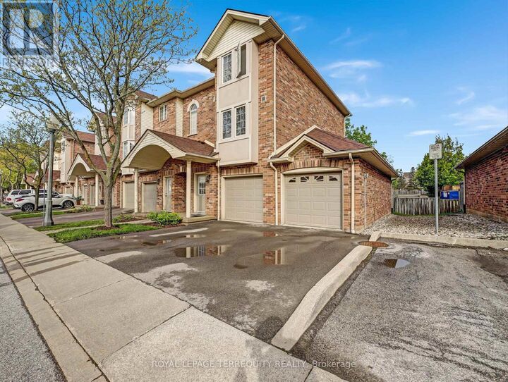 Property Photo:  4045 Upper Middle Road 51  ON L7M 4S9 