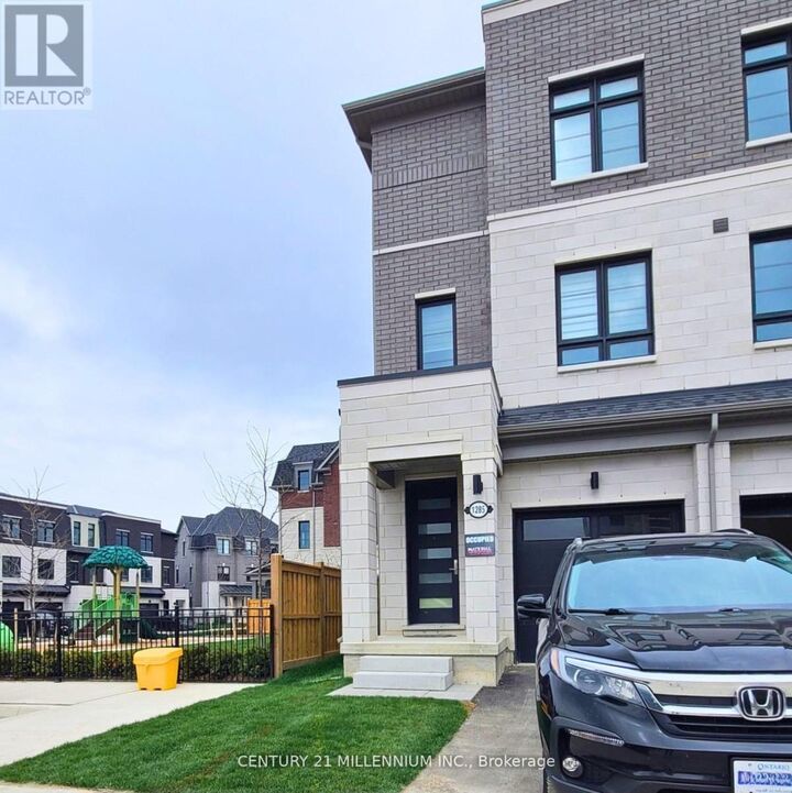 Property Photo:  1285 National Valley Drive  ON L5V 0E9 