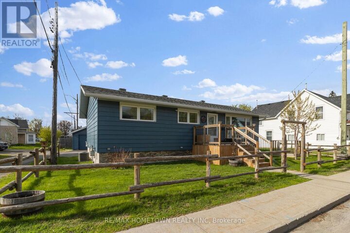 Property Photo:  2038 Dundas Street  ON K0E 1E0 