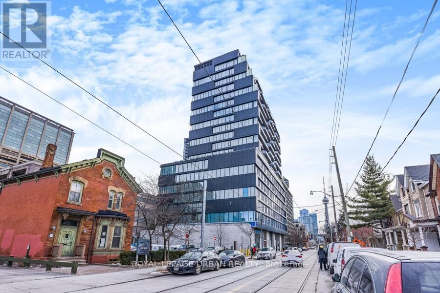 Property Photo:  195 McCaul Street 521  ON M5T 0E5 