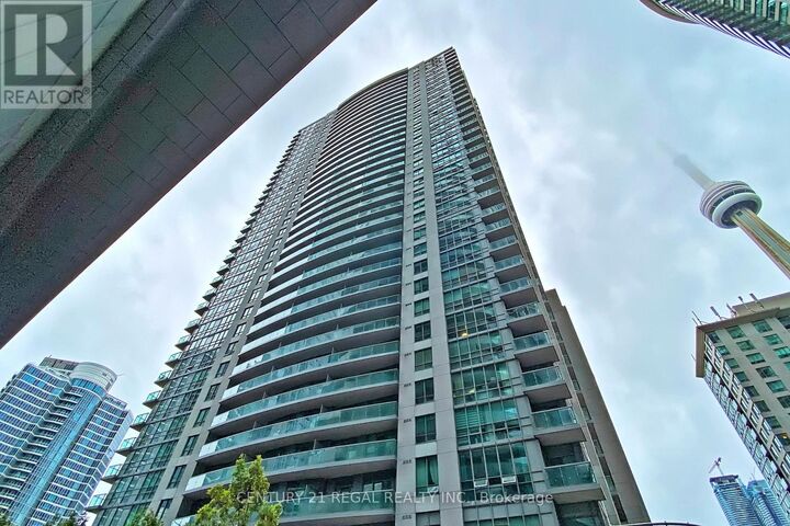 Property Photo:  19 Grand Trunk Crescent 2706  ON M5J 3A3 