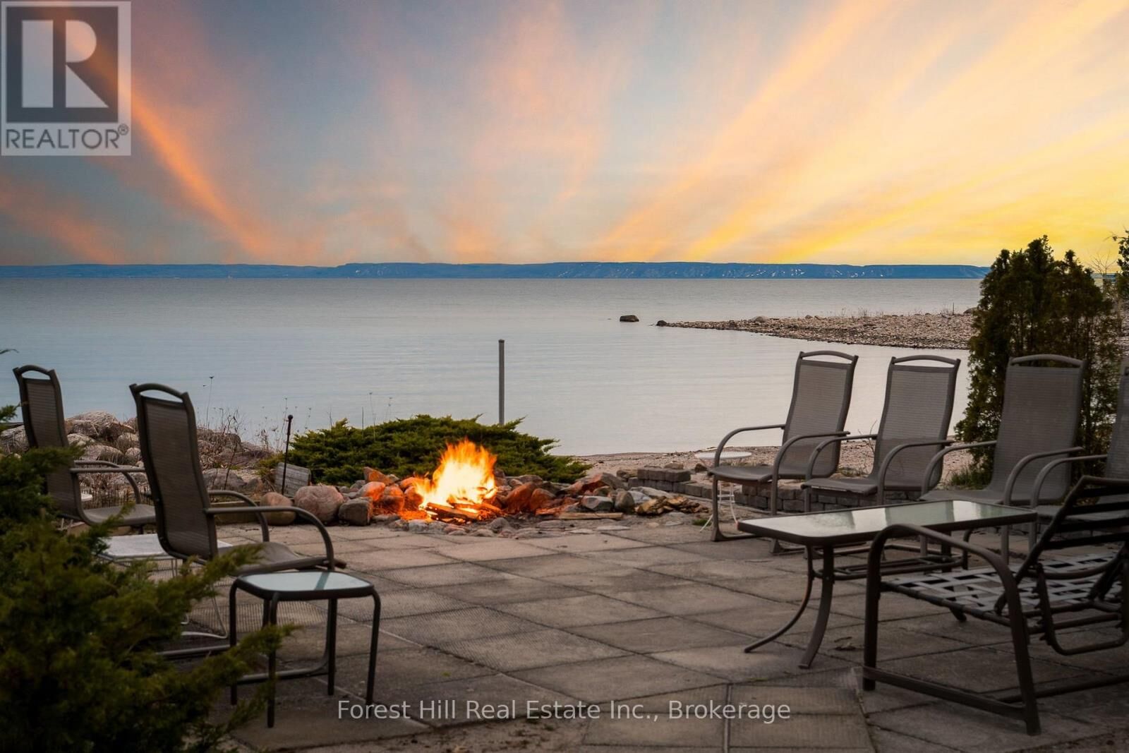 Property Photo:  1628 Tiny Beaches Road North  ON L9M 0J2 