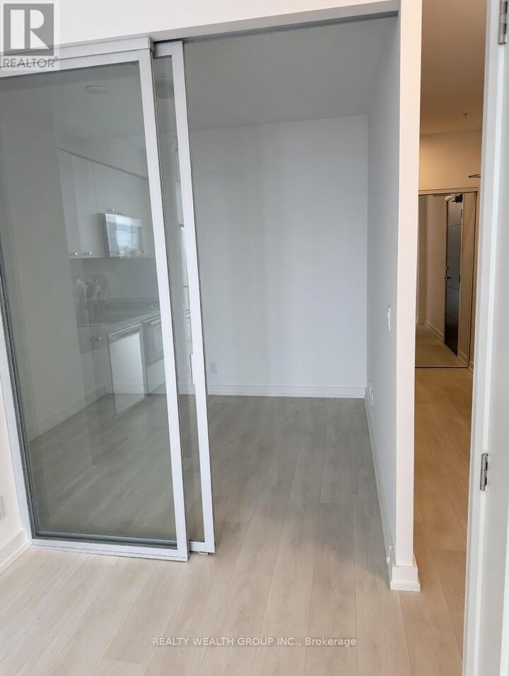 Property Photo:  75 James Street 1609  ON L8P 2T1 