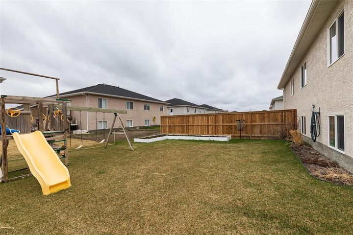 Property Photo: 13 Imperial Crescent MB R5G 2T7