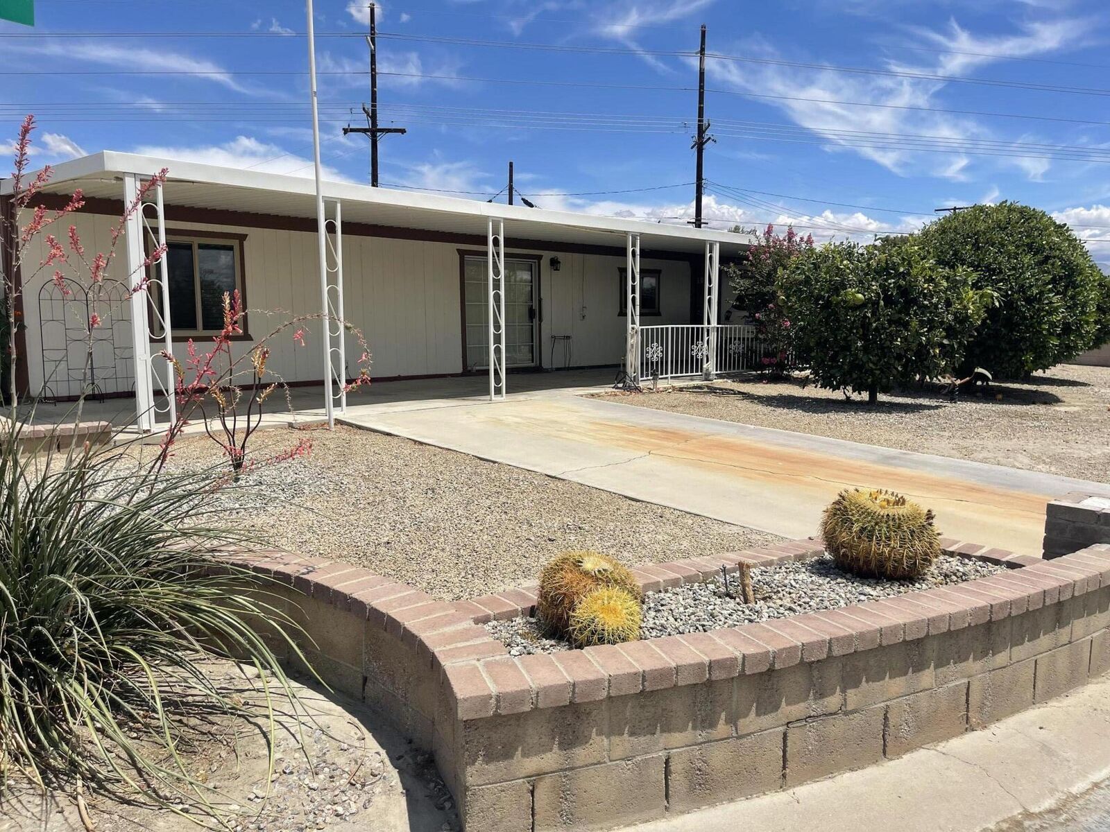 Property Photo:  33570 Barcelona Drive  CA 92276 