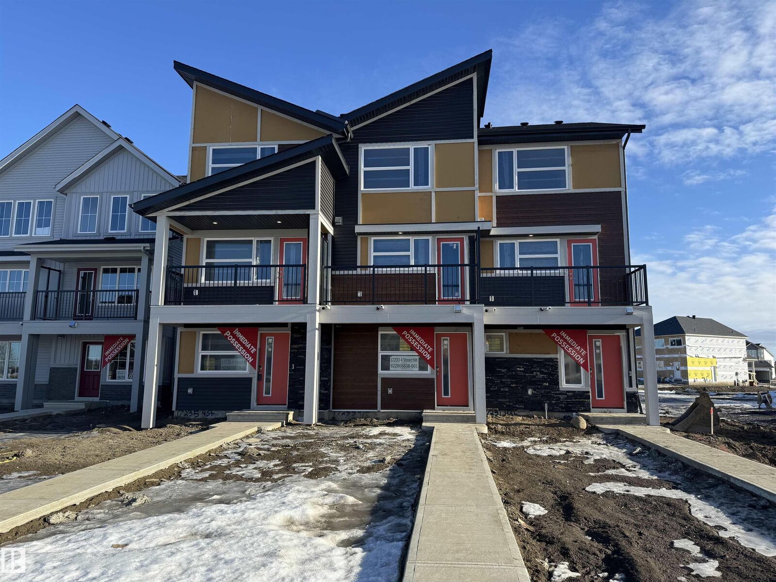 Property Photo:  17233 4 Street NW  AB T5Y 4G5 