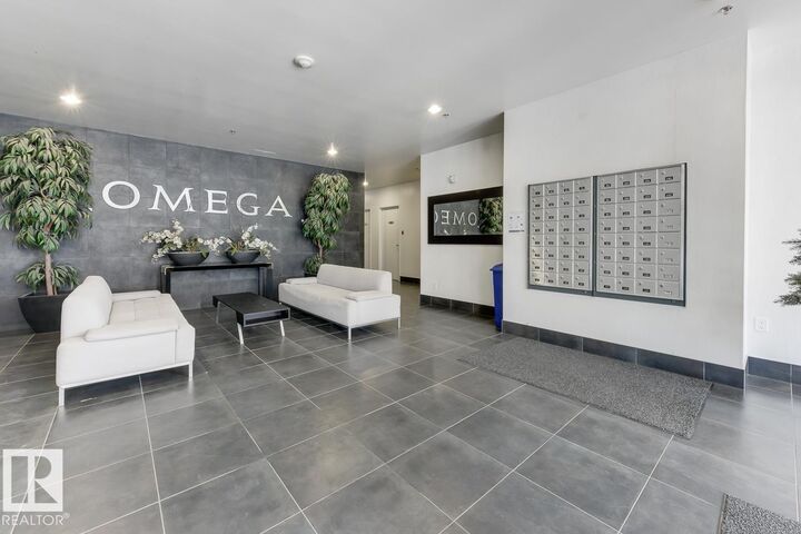 Property Photo:  10504 99 Avenue NW 1201  AB T5L 1B2 