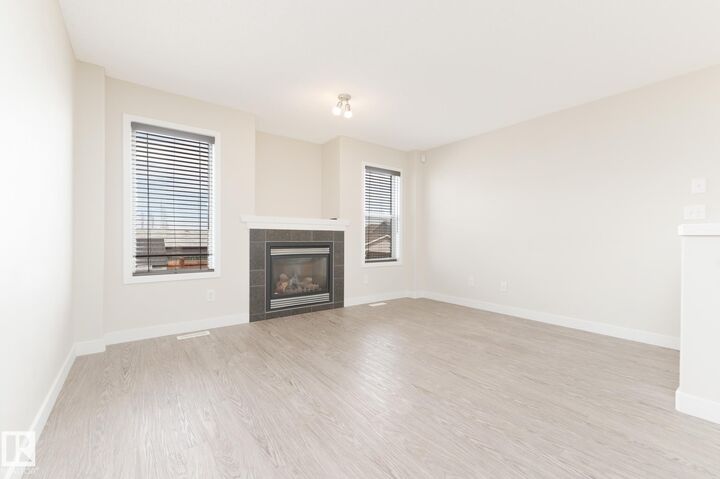 Property Photo:  52 Vivian Way  AB T7X 0H3 