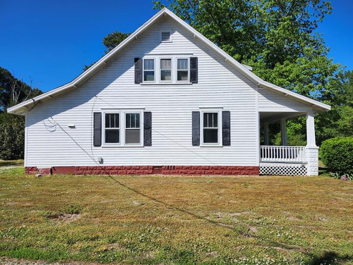 Property Photo:  18280 Cassatt Ave  VA 23421 