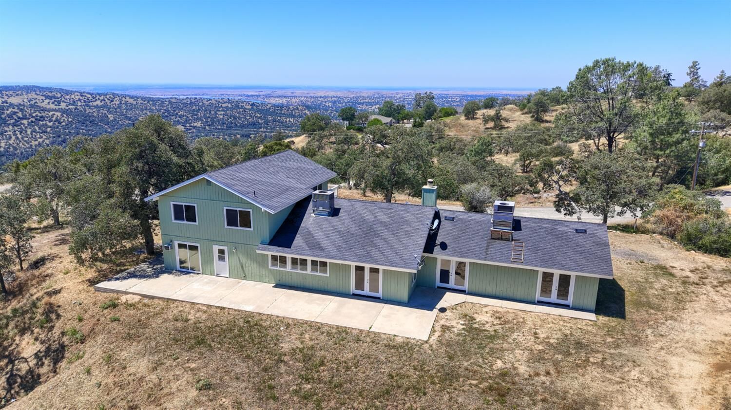 Property Photo:  29567 Lilley Mountain Lane  CA 93614 
