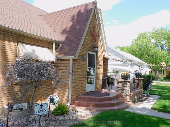 Property Photo:  706 W 11th St  NE 68801 