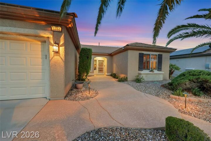 Property Photo:  1616 Wellington Springs Avenue  NV 89052 