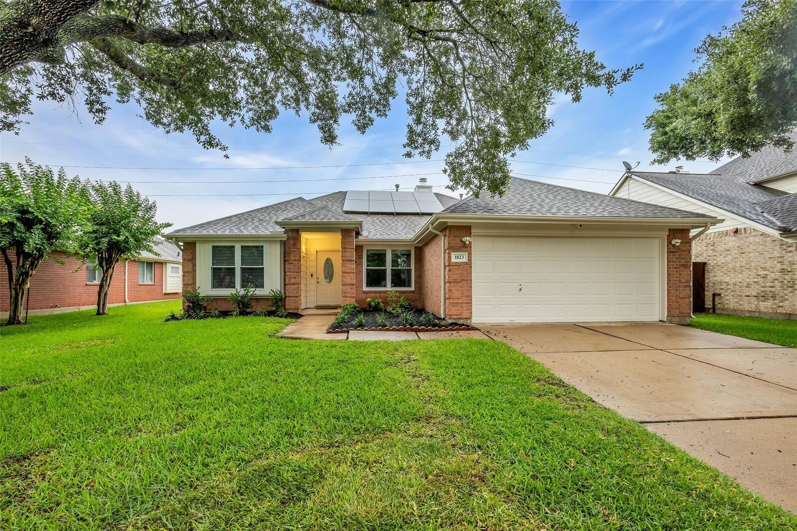 Property Photo:  1823 Cornerstone Place Drive  TX 77450 