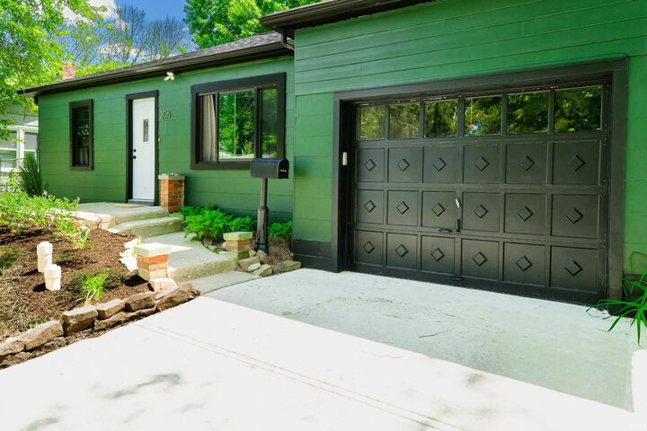 Property Photo:  206 E Hillside Drive  IN 47401 