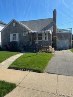 Property Photo:  1210 Terrace Boulevard  NY 11040 