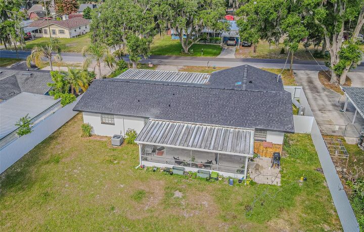 Property Photo:  402 Eunice Drive  FL 33563 
