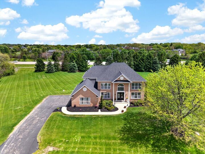 Property Photo:  5N915 Baker Hill Court  IL 60175 