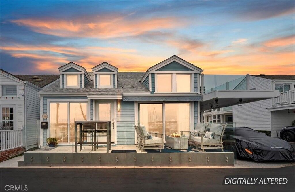 Property Photo: 58 Beach CA 92663