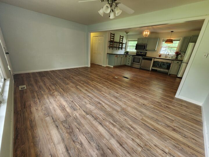 Property Photo:  702 Meade Dr  TN 37174 