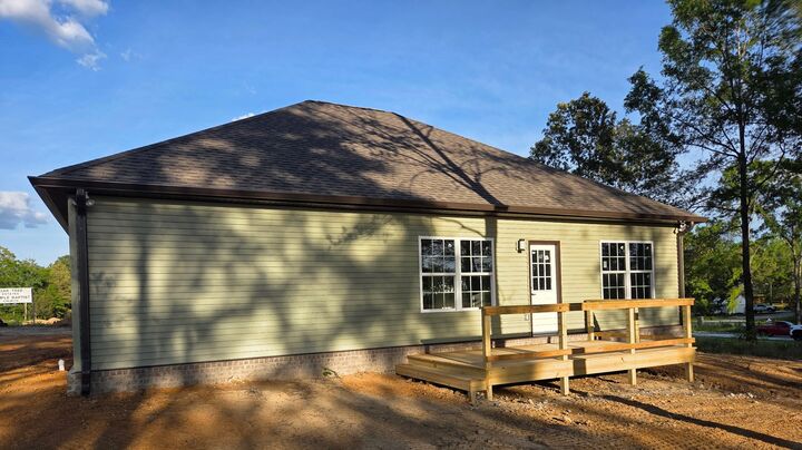 Property Photo:  591 Oak Tree Drive  TN 37110 