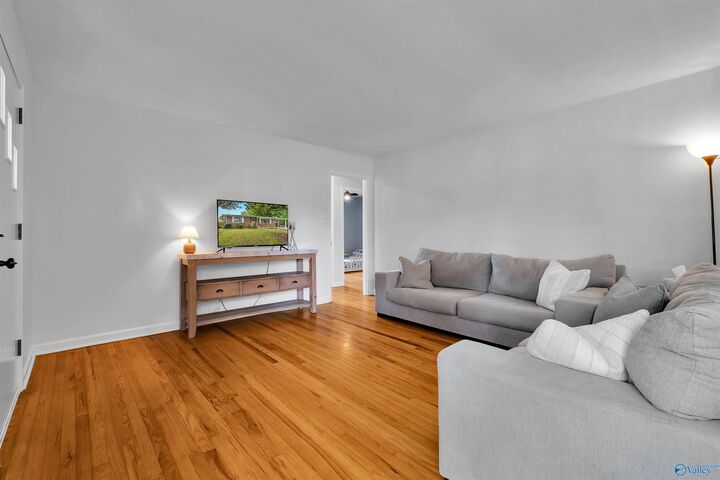 Property Photo:  1115 Taylor Road  AL 35905 